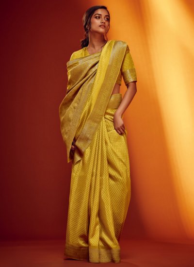 Dainty Classic Saree For Ceremonial