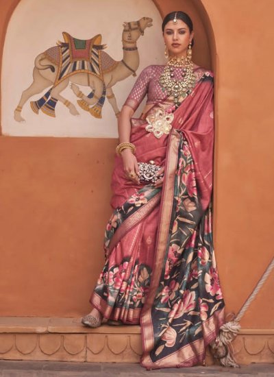 Digital Print Silk Trendy Saree in Peach