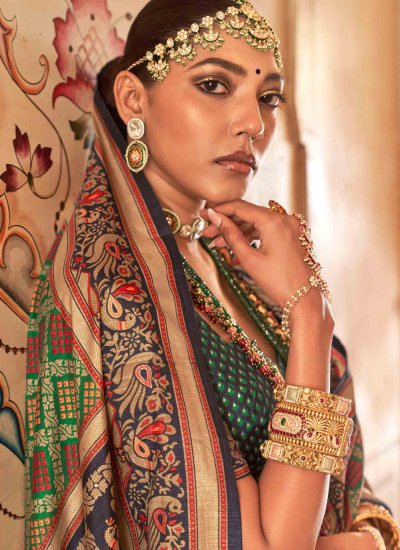 Elegant Green Woven Contemporary Saree