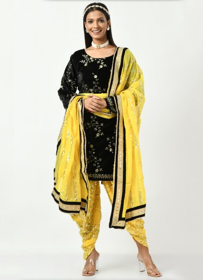 Fabulous Velvet Engagement Salwar Suit