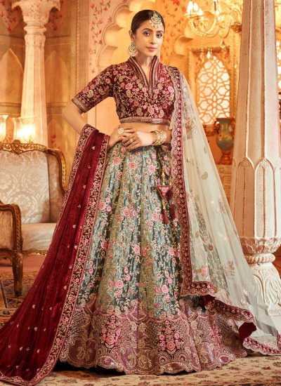 ₹1000 Vs 45k Lehenga | Bridal Lehenga Shopping In Chandni Chowk Market  Delhi | The Moi Blog - YouTube