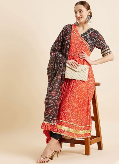 Fascinating Trendy Salwar Suit For Party