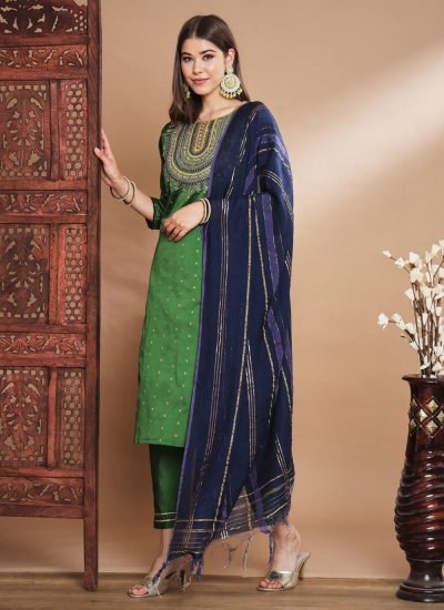 Fashionable Green Silk Blend Salwar Suit