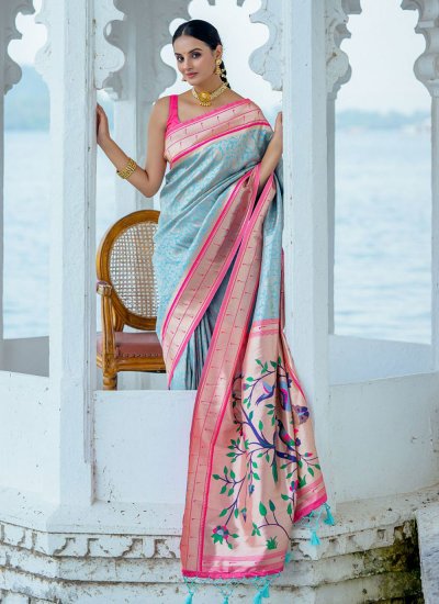 Fashionable Kanjivaram Silk Festival Classic Saree