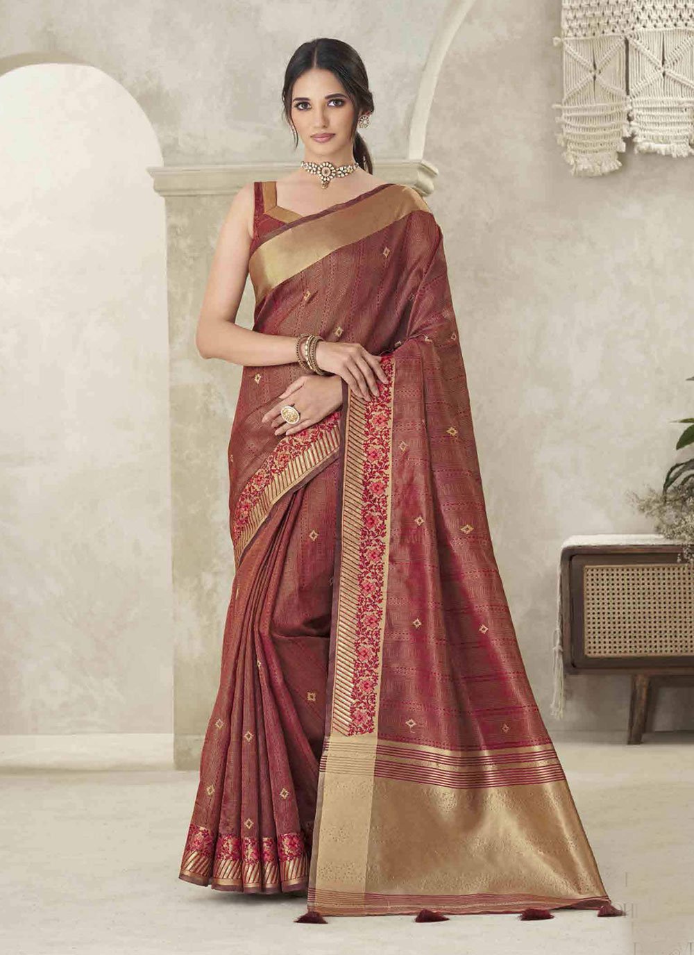 40 South Indian Wedding Saree for a Traditional Bride