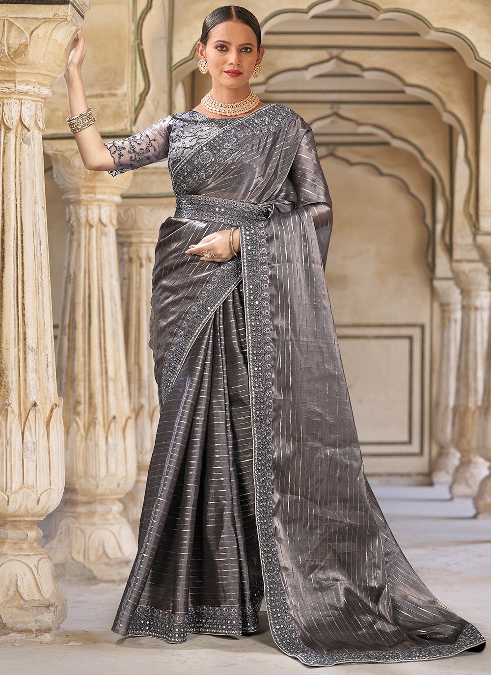 Elegant Sarees for Women | Traditional Indian Sari Collection | Almaari  Fashion