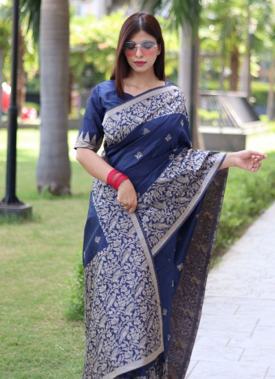 Handloom silk Saree in Blue