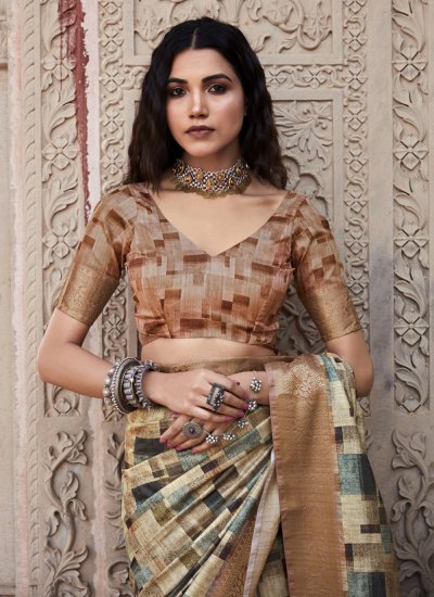 Handloom silk Weaving Silk Saree in Multi Colour