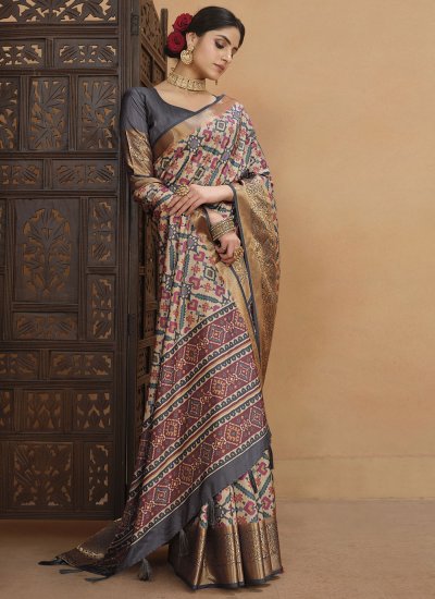 Magnificent Digital Print Tussar Silk Classic Saree