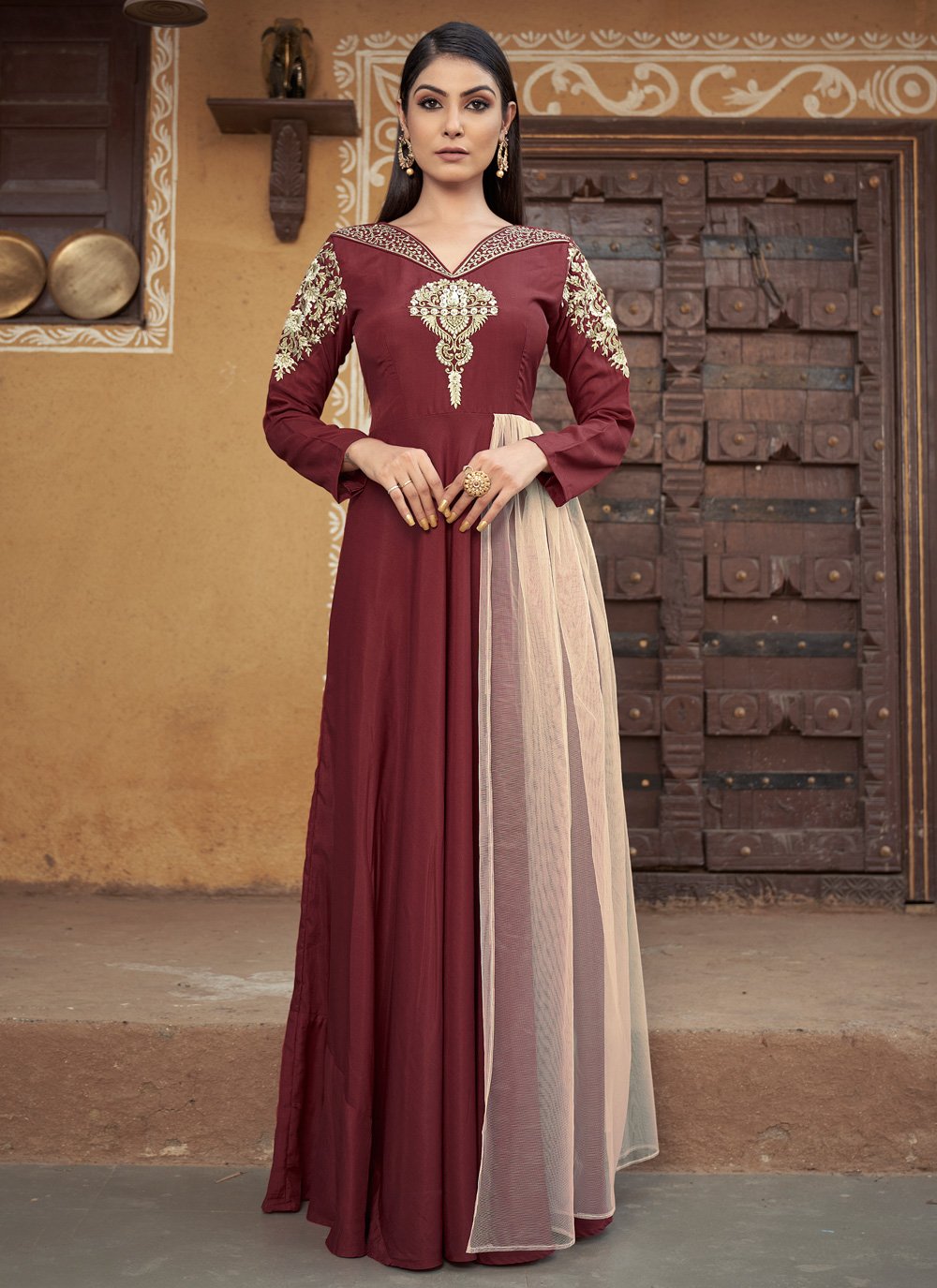 Maroon gown for top engagement