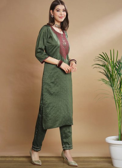 Peppy Embroidered Green Silk Blend Salwar Kameez