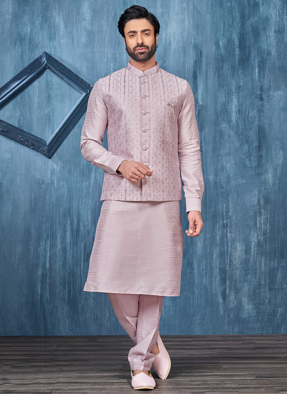 Shop Men's Mehendi Green & White Cotton Kurta Pyjama | Vastramay – vastramay