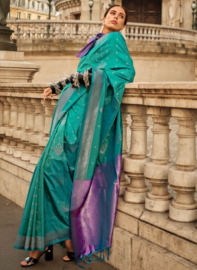 Preferable Handloom silk Ceremonial Contemporary Saree