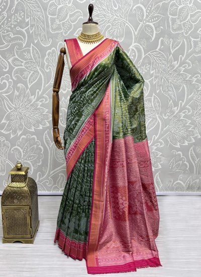 Silk Contemporary Saree in Green