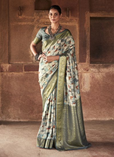 Sonorous Handloom silk Weaving Trendy Saree