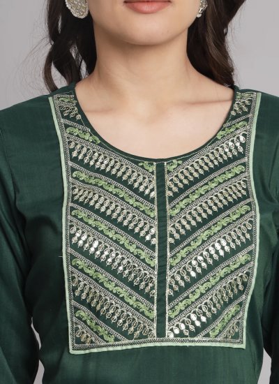 Staring Silk Blend Embroidered Green Readymade Salwar Kameez
