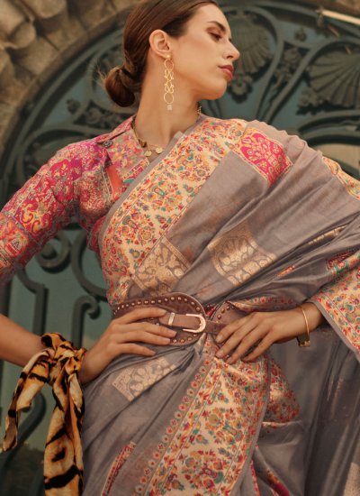 Weaving Handloom silk Contemporary Saree in Brown