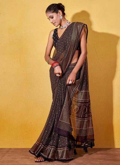 Adorable Classic Saree For Casual