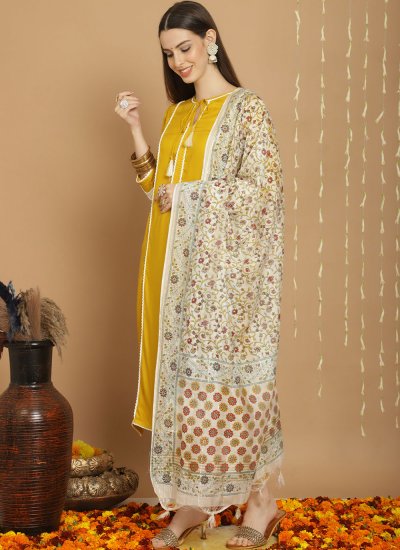 Fashionable Yellow Plain Rayon Readymade Salwar Kameez