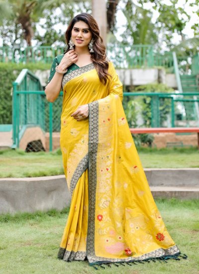 Golden Mustard Yellow Woven Celebrities Exclusive Designer Saree with –  zarikaariindia.com