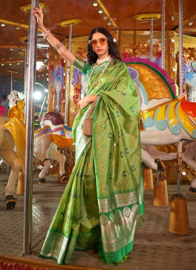Green Handloom silk Trendy Saree