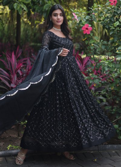Majestic Black Gown 