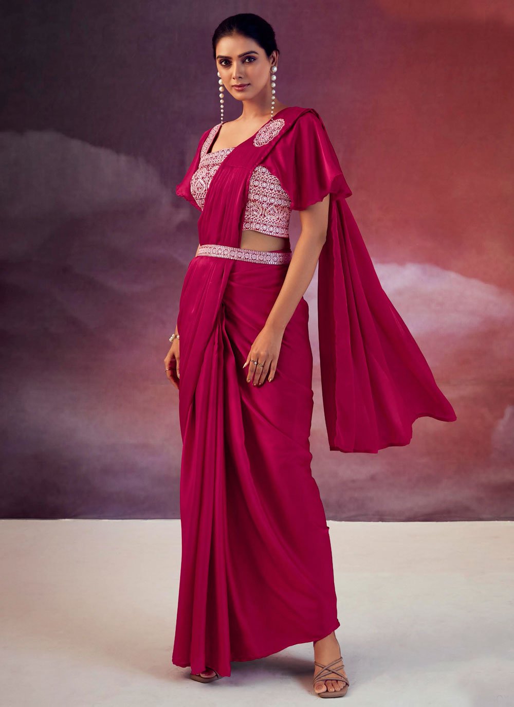 Sarees - Buy Latest Designer Sarees Online 2023 | Peachmode