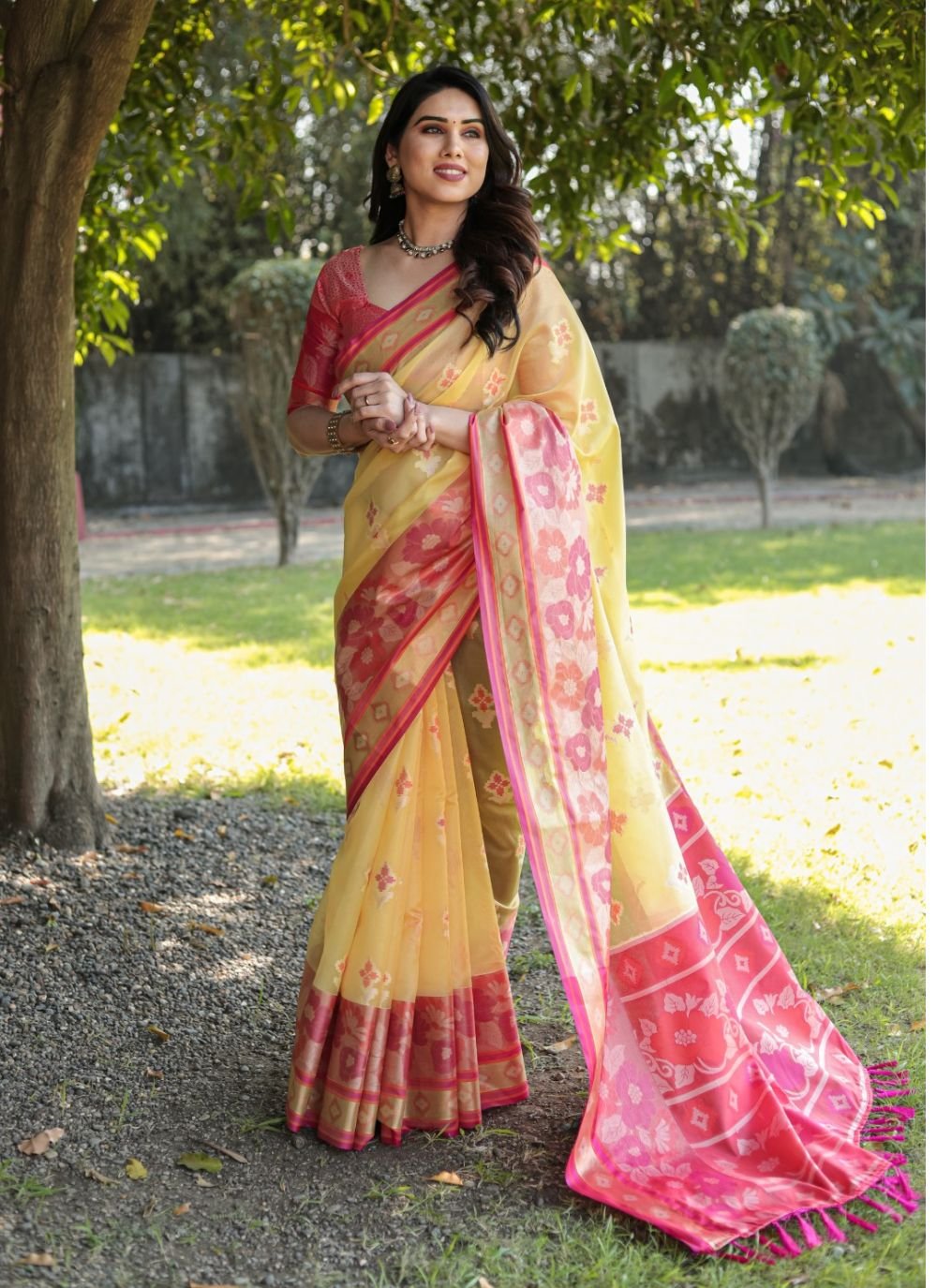 Classic Mustard Yellow & Cerise Pink 2gm Zari Elegance Kanchipuram Han –  Capell Haute Couture