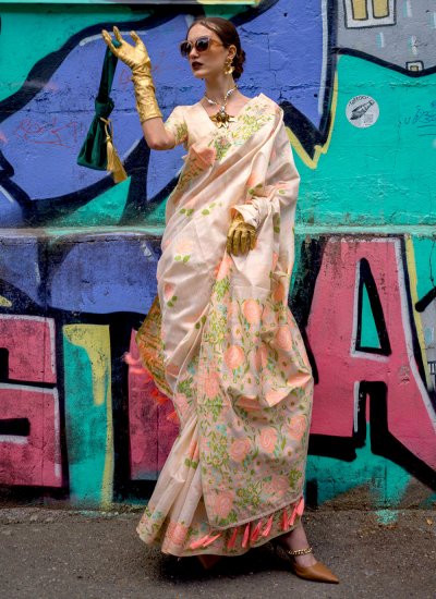 Spectacular Silk Party Trendy Saree