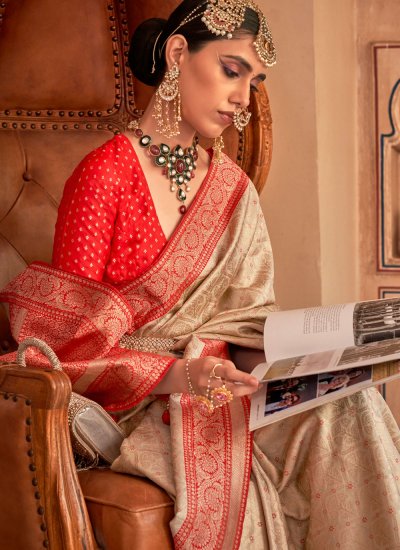Weaving Banarasi Silk Trendy Saree in Cream