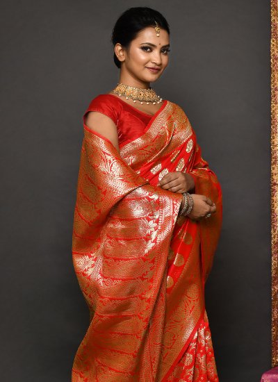 Appealing Red Weaving Kanjivaram Silk Traditional Saree