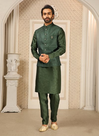 Art Banarasi Silk Embroidered Green Kurta Payjama With Jacket