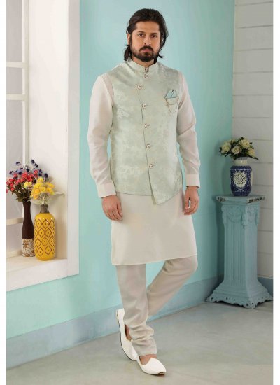 Art Banarasi Silk Green Kurta Payjama With Jacket