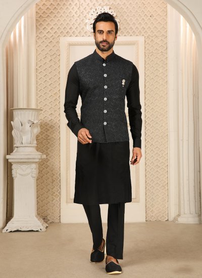 Art Banarasi Silk Kurta Payjama With Jacket in Black