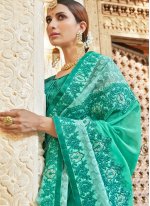 Aspiring Weaving Green Silk Classic Saree