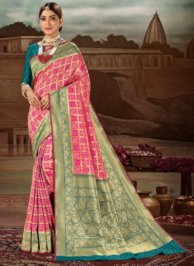 Banarasi Silk Weaving Traditional Designer Saree in Magenta