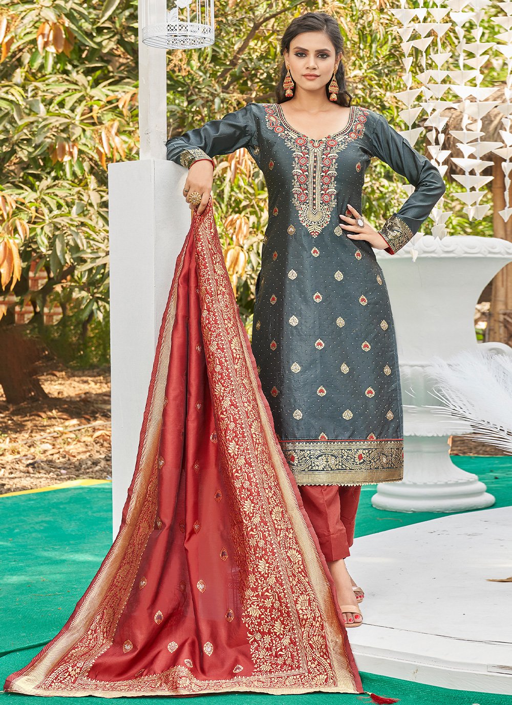 Straight best sale salwar suit