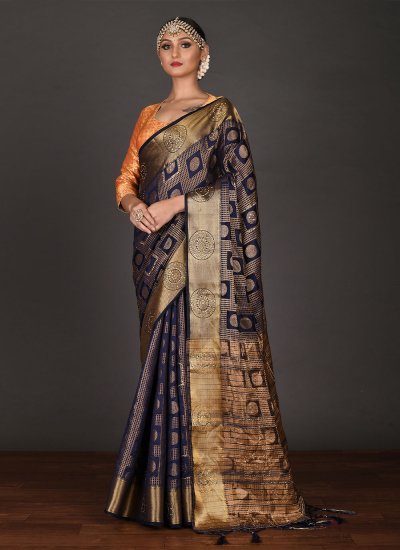 Beautiful Weaving Classic Saree