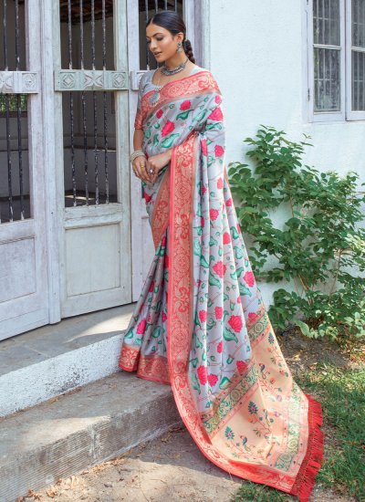 Bedazzling Banarasi Silk Woven Saree