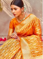 Bedazzling Weaving Yellow Designer Traditional Saree