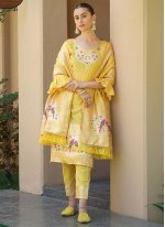 Blissful Zari Festival Salwar Suit