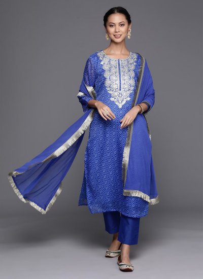 Blue Silk Blend Embroidered Salwar Suit