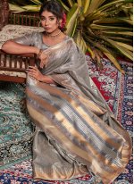 Captivating Weaving Tissue Classic Saree