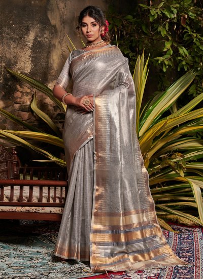 Captivating Weaving Tissue Classic Saree