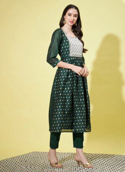 
                            Chanderi Green Embroidered Pant Style Suit