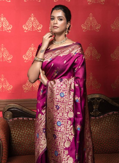 Charismatic Magenta Weaving Contemporary Saree