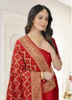 Classic Saree Zari Vichitra Silk in Red