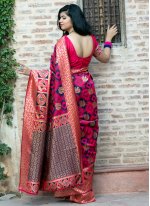 Congenial Banarasi Silk Weaving Pink Designer Saree