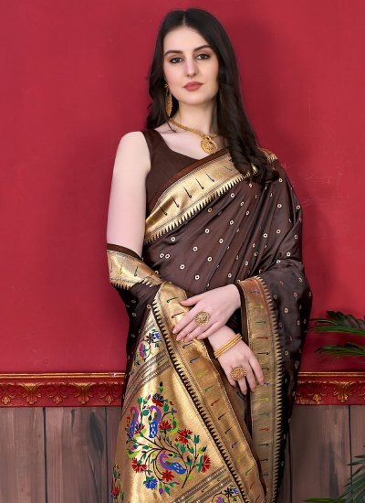 
                            Conspicuous Weaving Brown Silk Contemporary Style Saree