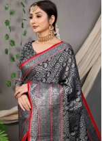 Contemporary Saree Jacquard Work Banarasi Silk in Black